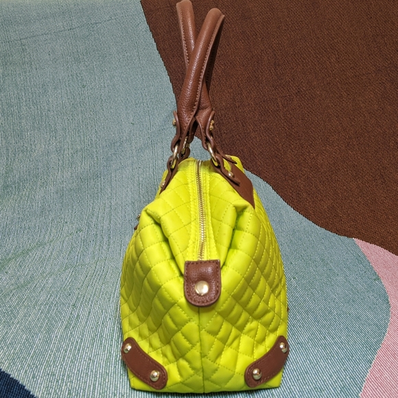 Steve Madden Neon Green Brown Handle Shoulder Handbag - Picture 5 of 10